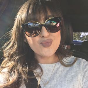 Meet your Posher, Joanna